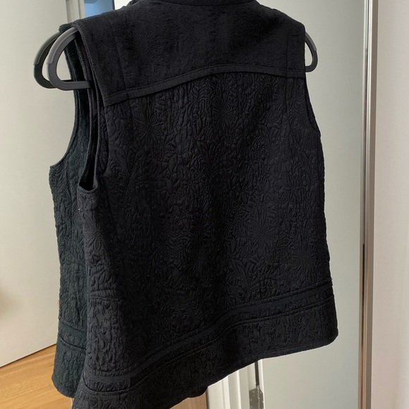 Elizabeth and James Vest - Picture 5 of 8